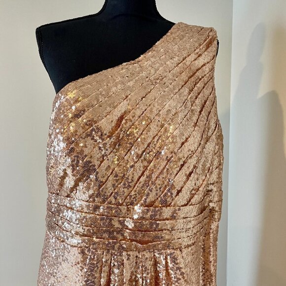 Women's Rose Gold Sequin One-shoulder Gown - Picture 4 of 11